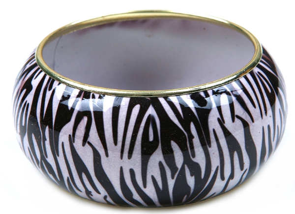 White/Black Bangle