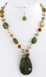 green stone and pearl necklace